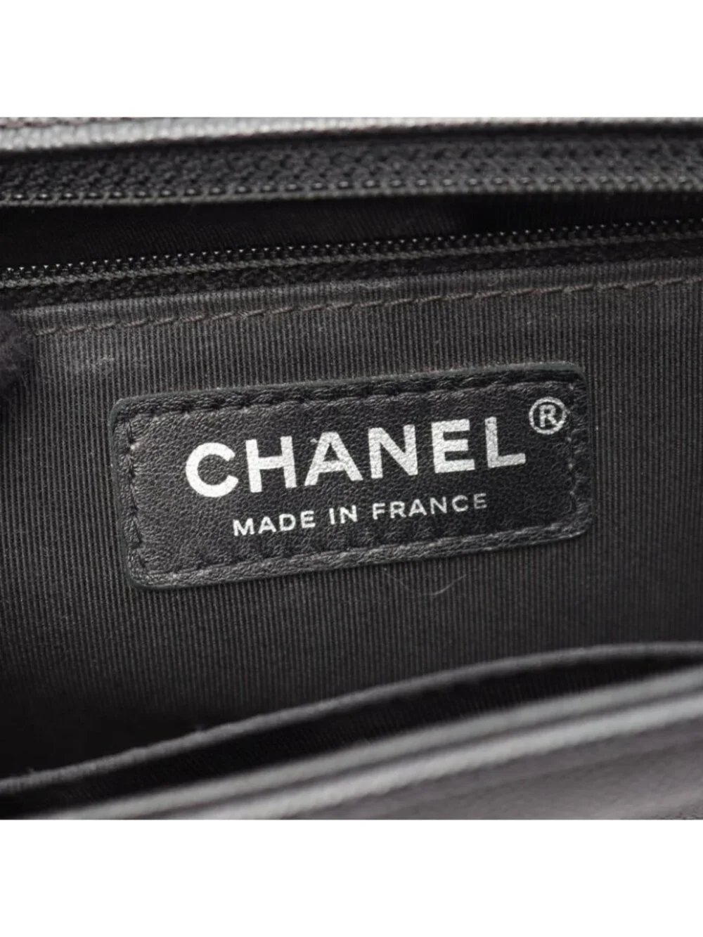 Chanel Shoulder Bag Boy Large Chest Blanc Black Caviar Leather Boy Chain